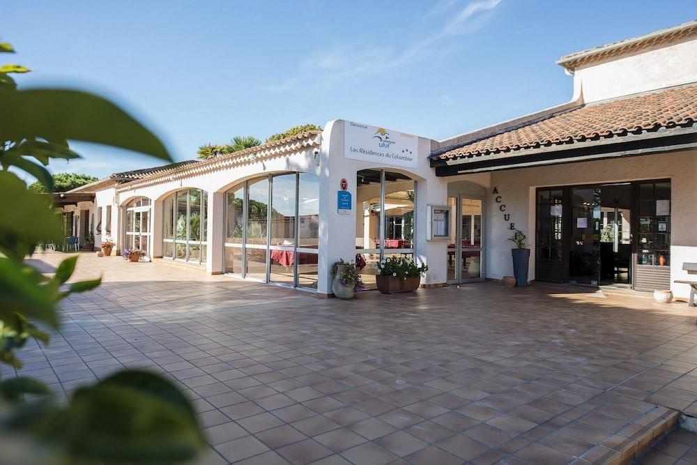 Ulvf Les Residences Du Colombier Frejus Luaran gambar