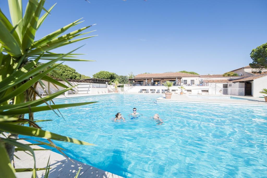 Ulvf Les Residences Du Colombier Frejus Luaran gambar